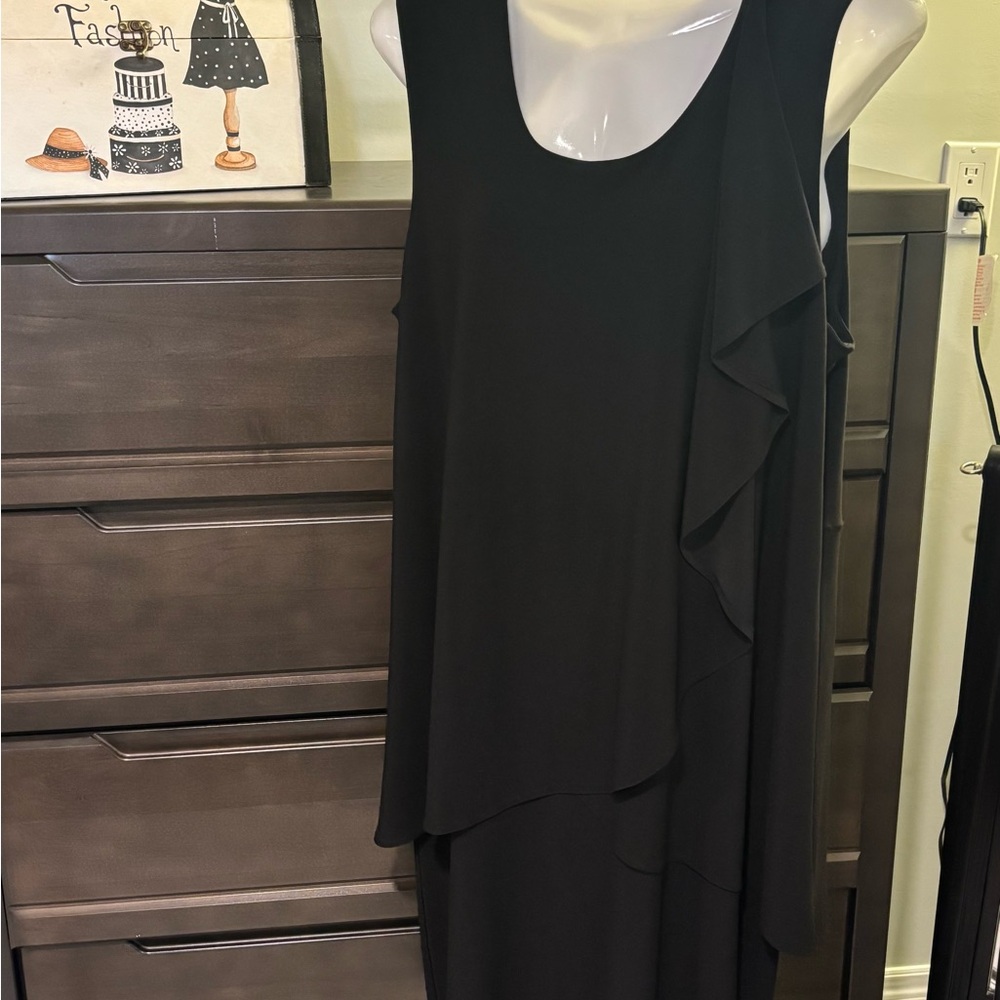 Elegant Black Sleeveless Dress